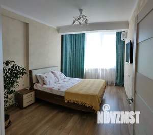 2-к квартира, посуточно, 42м2, 11/16 этаж