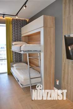 Студия квартира, посуточно, 42м2, 8/10 этаж