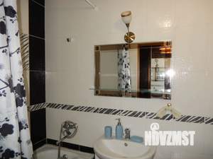 1-к квартира, посуточно, 42м2, 6/10 этаж