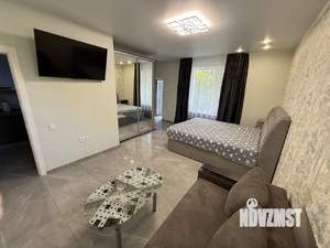 1-к квартира, посуточно, 40м2, 1/3 этаж