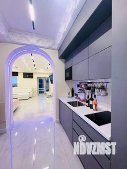 Студия квартира, посуточно, 45м2, 2/10 этаж