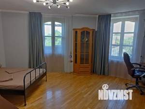 2-к квартира, посуточно, 70м2, 1/1 этаж