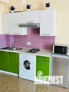 Студия квартира, посуточно, 25м2, 1/3 этаж