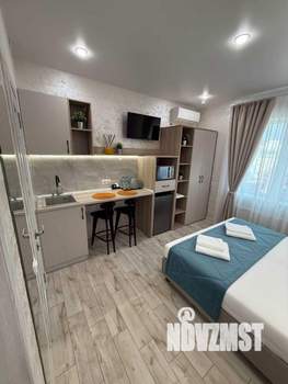 1-к квартира, посуточно, 13м2, 1/1 этаж