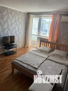 1-к квартира, посуточно, 37м2, 5/5 этаж