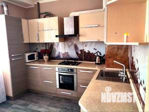 1-к квартира, посуточно, 46м2, 1/10 этаж