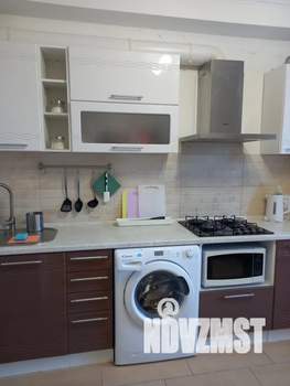 1-к квартира, посуточно, 45м2, 1/10 этаж