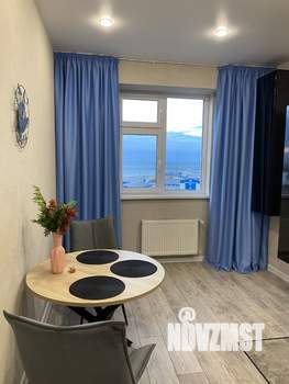 1-к квартира, посуточно, 43м2, 7/10 этаж