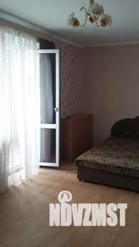 1-к квартира, посуточно, 40м2, 5/9 этаж