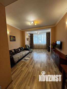 Студия квартира, посуточно, 54м2, 1/3 этаж