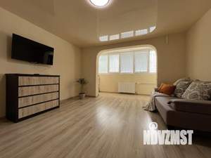 2-к квартира, посуточно, 50м2, 1/1 этаж