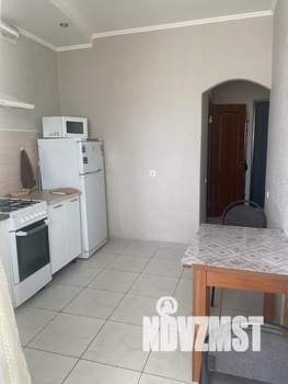 1-к квартира, посуточно, 39м2, 3/5 этаж