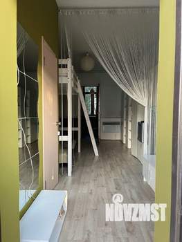 Студия квартира, посуточно, 35м2, 2/4 этаж