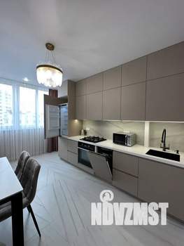 1-к квартира, посуточно, 42м2, 5/8 этаж