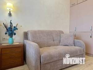 1-к квартира, посуточно, 40м2, 4/10 этаж