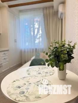 Студия квартира, посуточно, 15м2, 1/5 этаж