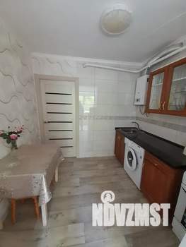 1-к квартира, посуточно, 40м2, 3/5 этаж