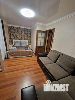 1-к квартира, посуточно, 38м2, 2/9 этаж