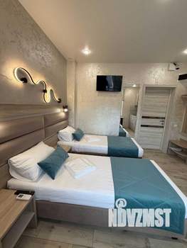 1-к квартира, посуточно, 13м2, 1/1 этаж