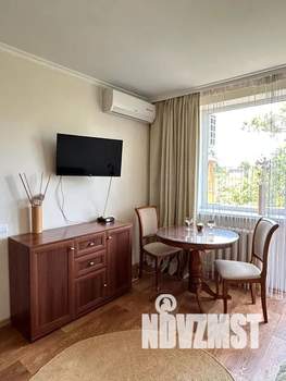 1-к квартира, посуточно, 32м2, 4/5 этаж