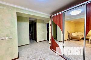 3-к квартира, посуточно, 80м2, 2/5 этаж