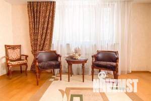 3-к квартира, посуточно, 114м2, 1/3 этаж