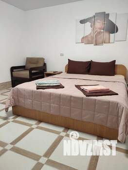 1-к квартира, посуточно, 40м2, 1/3 этаж