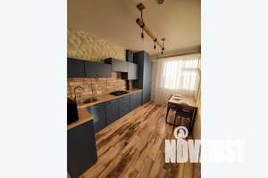 1-к квартира, посуточно, 42м2, 4/10 этаж