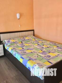 Студия квартира, посуточно, 35м2, 4/4 этаж