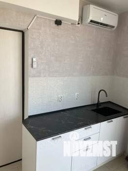 Студия квартира, посуточно, 27м2, 1/6 этаж