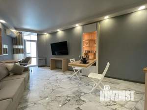 1-к квартира, посуточно, 41м2, 6/9 этаж