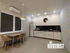 1-к квартира, посуточно, 50м2, 1/2 этаж