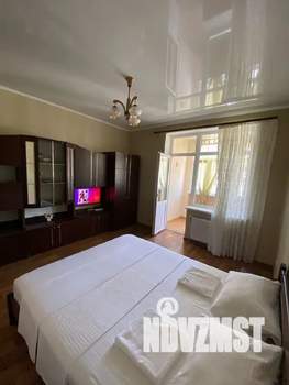 1-к квартира, посуточно, 42м2, 5/5 этаж