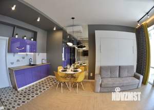 Студия квартира, посуточно, 43м2, 8/10 этаж