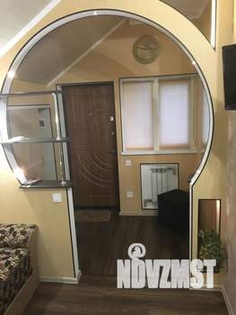 Студия квартира, посуточно, 35м2, 2/2 этаж