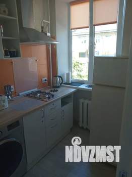 3-к квартира, посуточно, 42м2, 3/4 этаж