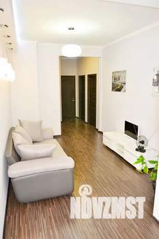 2-к квартира, посуточно, 57м2, 6/10 этаж