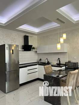 Студия квартира, посуточно, 40м2, 5/9 этаж