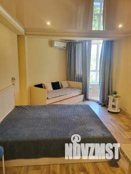 Студия квартира, посуточно, 28м2, 2/4 этаж