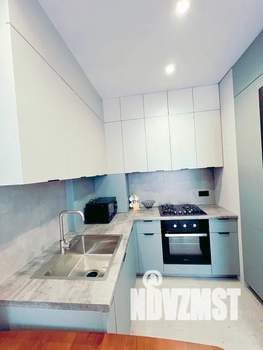 1-к квартира, посуточно, 37м2, 7/8 этаж