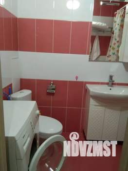 2-к квартира, посуточно, 44м2, 9/10 этаж
