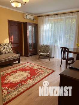 1-к квартира, посуточно, 40м2, 2/4 этаж