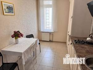 1-к квартира, посуточно, 41м2, 6/9 этаж