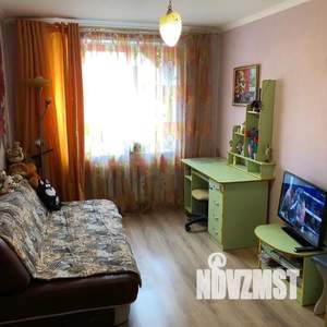3-к квартира, посуточно, 65м2, 3/5 этаж
