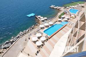 Студия квартира, посуточно, 40м2, 1/9 этаж