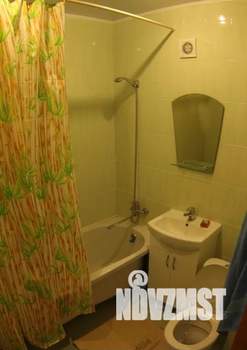 1-к квартира, посуточно, 50м2, 6/8 этаж