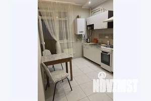 1-к квартира, посуточно, 40м2, 3/5 этаж