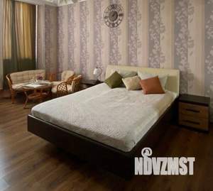 1-к квартира, посуточно, 49м2, 1/1 этаж