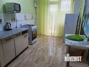 1-к квартира, посуточно, 45м2, 8/10 этаж