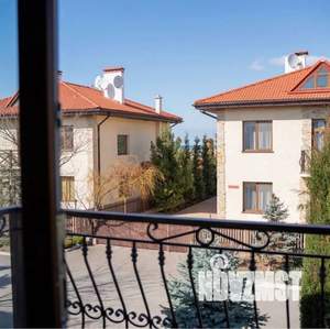 3-к квартира, посуточно, 65м2, 2/2 этаж